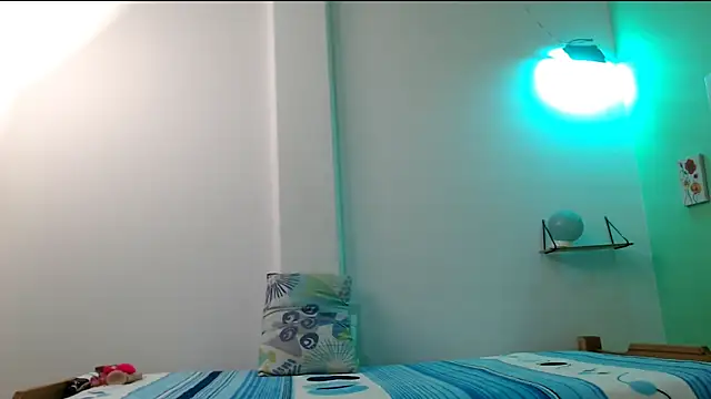 Snapshot of katywild20 chatting on 03/18/26, 01:46 katywild20 online show from 03/18/26, 01:46