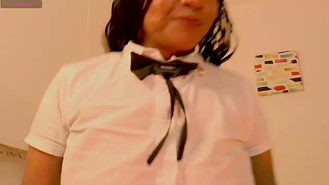 KeisySmith online show from 04/21/26, 01:42