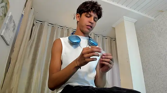 Ethan qop online show from 07/05/26, 10:16