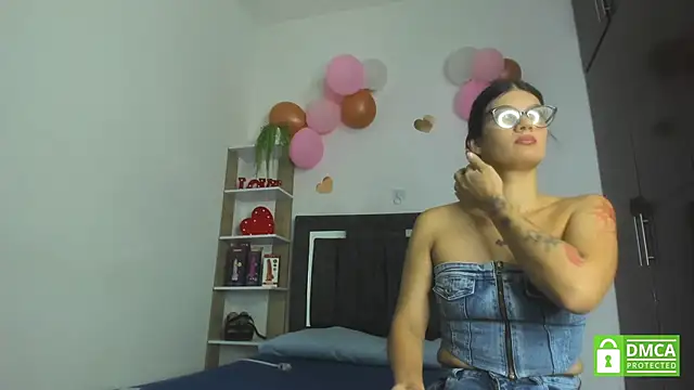 Mariana and Ronny online show from 05/18/26, 10:14