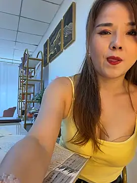 Xiaoxiao-y online show from 06/04/26, 05:23