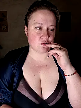 Snapshot of Alex_Goddess_ chatting on 06/11/26, 02:53 Alex Goddess online show from 06/11/26, 02:53