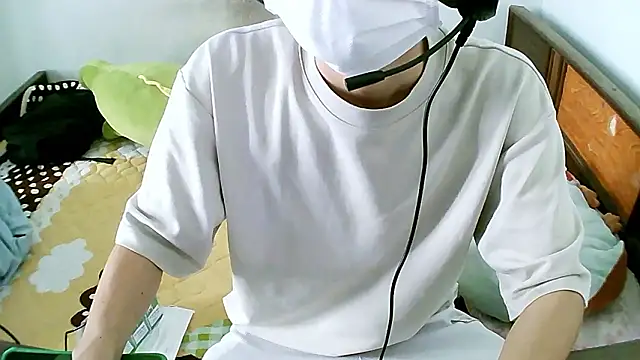 Snapshot of Kang143 chatting on 03/25/26, 06:46 Kang143 online show from 03/25/26, 06:46