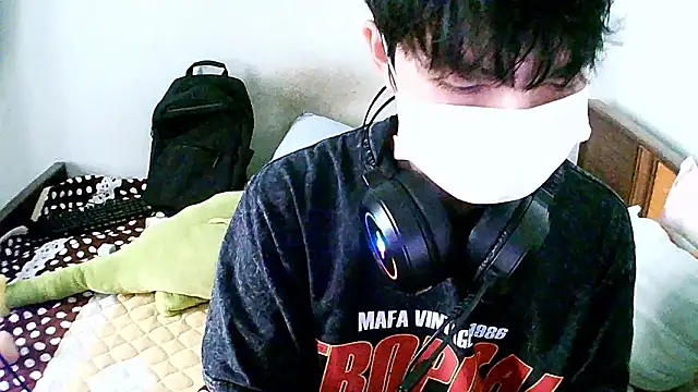 Snapshot of Kang143 chatting on 03/23/26, 05:51 Kang143 online show from 03/23/26, 05:51