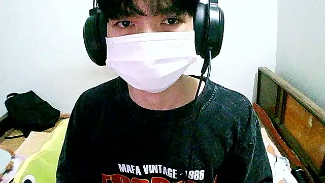 Snapshot of Kang143 chatting on 03/15/26, 11:17 Kang143 online show from 03/15/26, 11:17