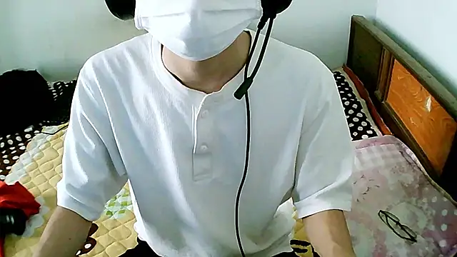 Snapshot of Kang143 chatting on 03/31/26, 08:49 Kang143 online show from 03/31/26, 08:49