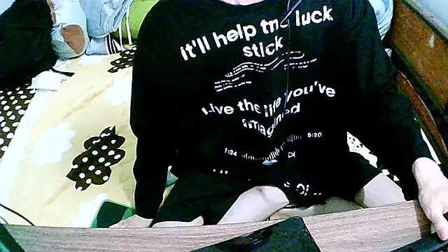 Snapshot of Kang143 chatting on 03/24/26, 02:50 Kang143 online show from 03/24/26, 02:50