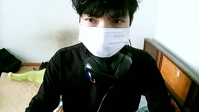 Snapshot of Kang143 chatting on 03/16/26, 02:30 Kang143 online show from 03/16/26, 02:30