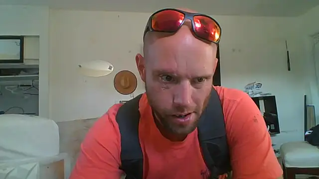 CaptCraker online show from 03/26/26, 10:40