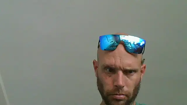 CaptCraker online show from 05/20/26, 09:01