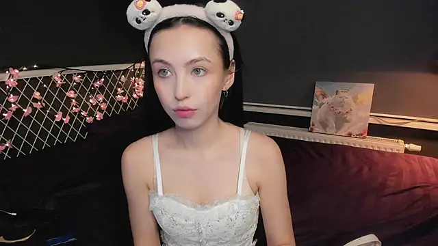 Snapshot of lizaa_breeze chatting on 03/22/26, 05:03 lizaa breeze online show from 03/22/26, 05:03