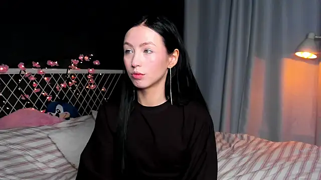 Snapshot of lizaa_breeze chatting on 06/25/26, 06:24 lizaa breeze online show from 06/25/26, 06:24