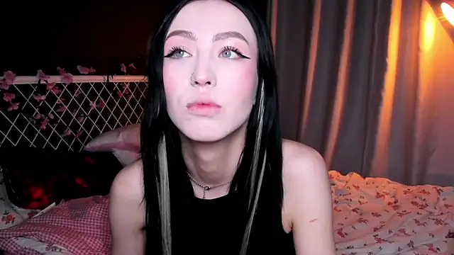 Snapshot of lizaa_breeze chatting on 07/10/26, 06:41 lizaa breeze online show from 07/10/26, 06:41