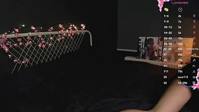 Snapshot of lizaa_breeze chatting on 03/30/26, 05:14 lizaa breeze online show from 03/30/26, 05:14