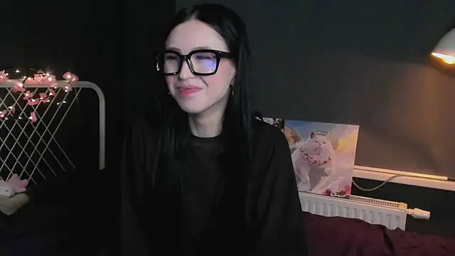 Snapshot of lizaa_breeze chatting on 04/18/26, 05:26 lizaa breeze online show from 04/18/26, 05:26