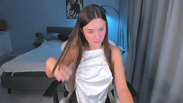 Snapshot of MayaNextDoor chatting on 03/26/26, 03:05 MayaNextDoor online show from 03/26/26, 03:05