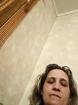 Snapshot of KatieLove133 chatting on 04/04/26, 08:04 KatieLove133 online show from 04/04/26, 08:04