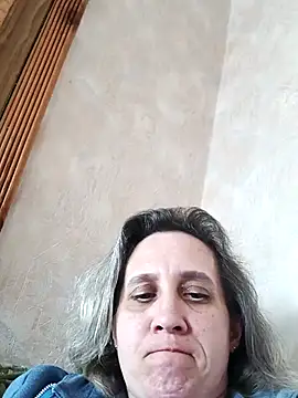 Snapshot of KatieLove133 chatting on 04/02/26, 01:40 KatieLove133 online show from 04/02/26, 01:40