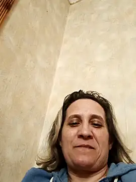 Snapshot of KatieLove133 chatting on 03/31/26, 04:20 KatieLove133 online show from 03/31/26, 04:20