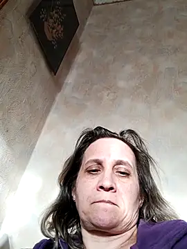 Snapshot of KatieLove133 chatting on 04/14/26, 03:50 KatieLove133 online show from 04/14/26, 03:50