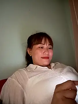 Lucxy-ki6 online show from 06/01/26, 01:11