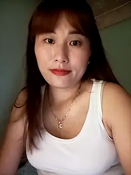 Lucxy-ki6 online show from 06/18/26, 01:05