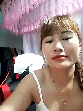 Lucxy-ki6 online show from 06/06/26, 10:48
