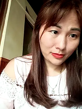 Lucxy-ki6 online show from 04/13/26, 02:15