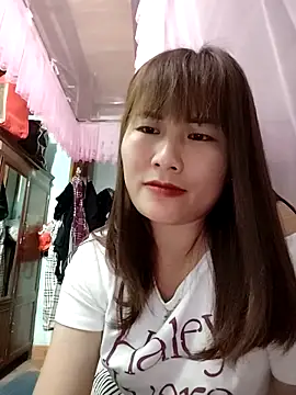 Lucxy-ki6 online show from 03/22/26, 01:23