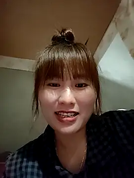 Lucxy-ki6 online show from 03/18/26, 01:35