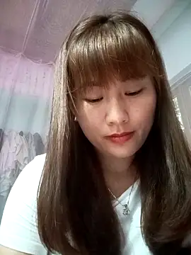 Lucxy-ki6 online show from 05/06/26, 01:20