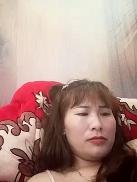 Lucxy-ki6 online show from 04/21/26, 01:42