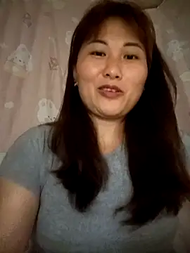 Lucxy-ki6 online show from 05/10/26, 01:36