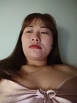 Lucxy-ki6 online show from 05/20/26, 11:24
