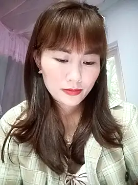 Lucxy-ki6 online show from 04/22/26, 01:01
