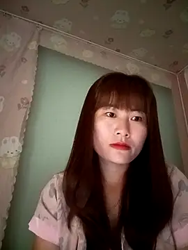 Lucxy-ki6 online show from 04/29/26, 11:11