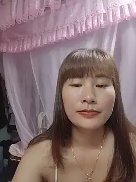 Lucxy-ki6 online show from 05/13/26, 12:17