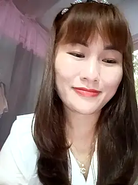 Lucxy-ki6 online show from 04/23/26, 01:12