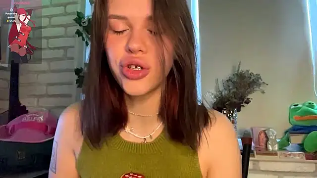 SarahHunnye online show from 05/01/26, 01:32
