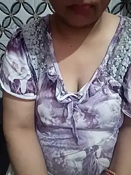 Gujju bhabhi69 online show from 04/18/26, 10:43