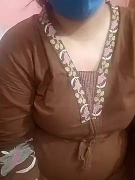 Gujju bhabhi69 online show from 05/11/26, 04:03