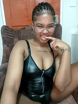 Hotsexyberry222 online show from 04/22/26, 06:14