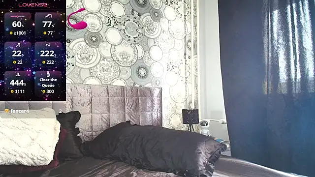 SexyQueenNina online show from 03/28/26, 08:37