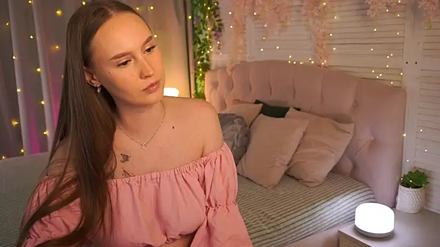 ViMilka online show from 03/25/26, 12:04