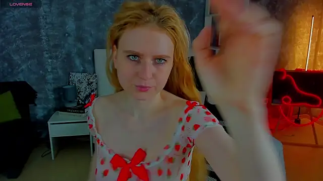 Shiny Liss online show from 04/18/26, 01:30