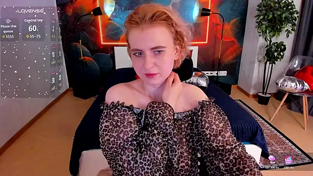 Snapshot of Shiny_Liss chatting on 07/12/26, 01:28 Shiny Liss online show from 07/12/26, 01:28