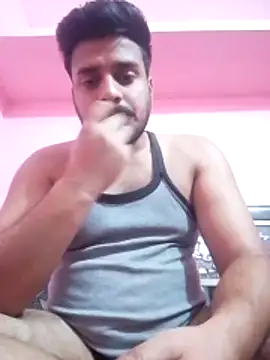 Decentlover67 online show from 05/01/26, 03:39