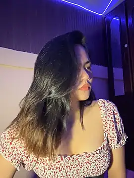 Snapshot of Kiee_19 chatting on 04/13/26, 05:06 Kiee 19 online show from 04/13/26, 05:06