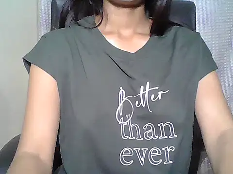 Hot Deepansi02 online show from 04/18/26, 07:18