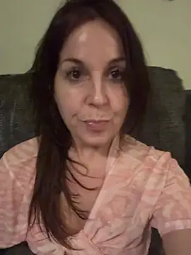 petitehotwife4u online show from 04/12/26, 10:02